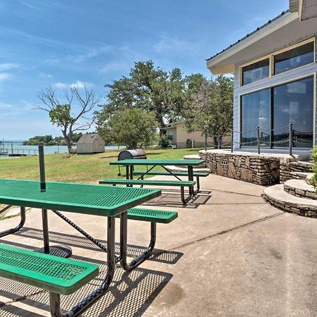 Rustic Lake Buchanan Hideaway With Game Room And Grill Tow Eksteriør billede