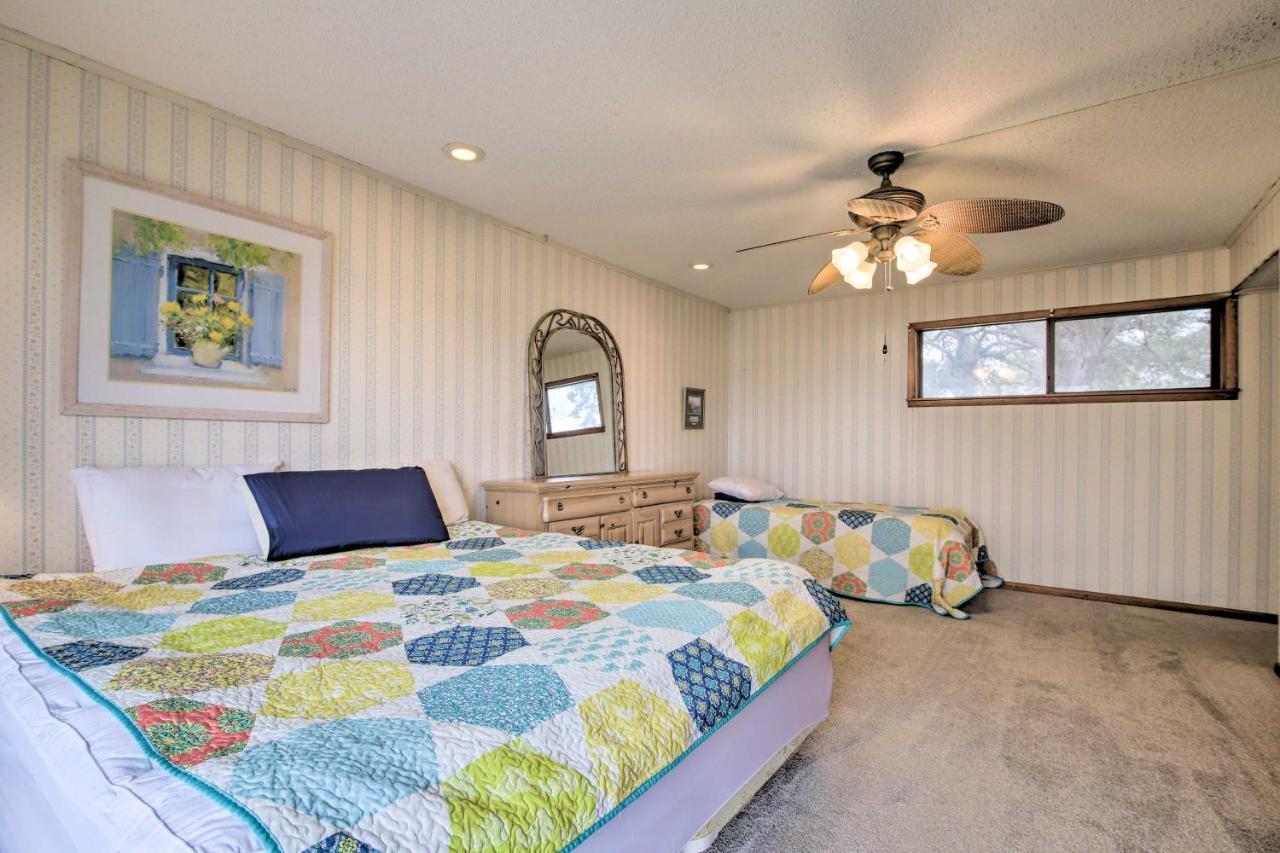 Rustic Lake Buchanan Hideaway With Game Room And Grill Tow Eksteriør billede