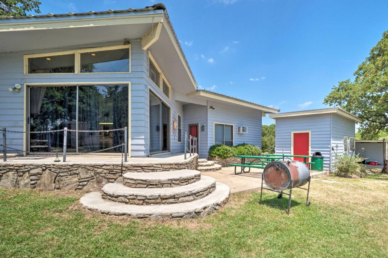 Rustic Lake Buchanan Hideaway With Game Room And Grill Tow Eksteriør billede