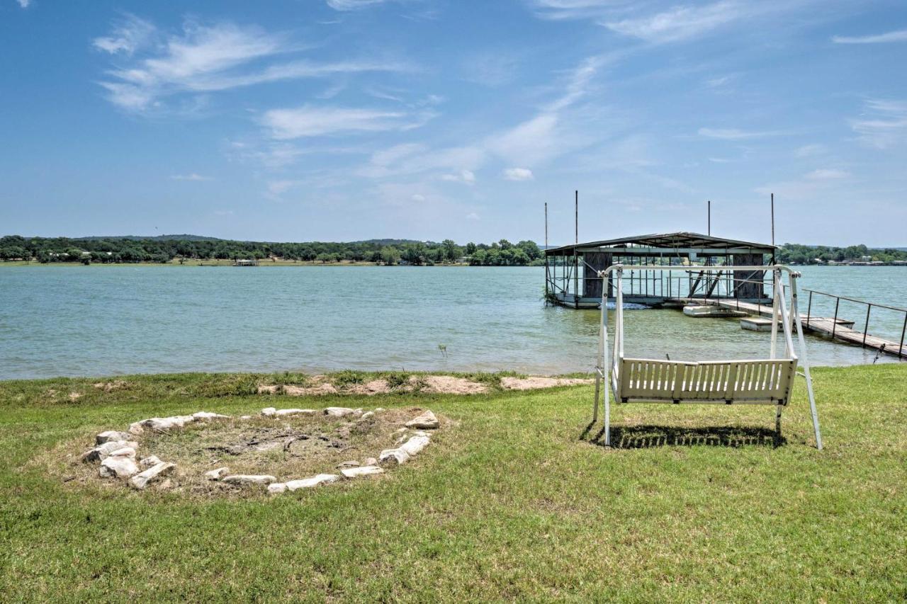 Rustic Lake Buchanan Hideaway With Game Room And Grill Tow Eksteriør billede